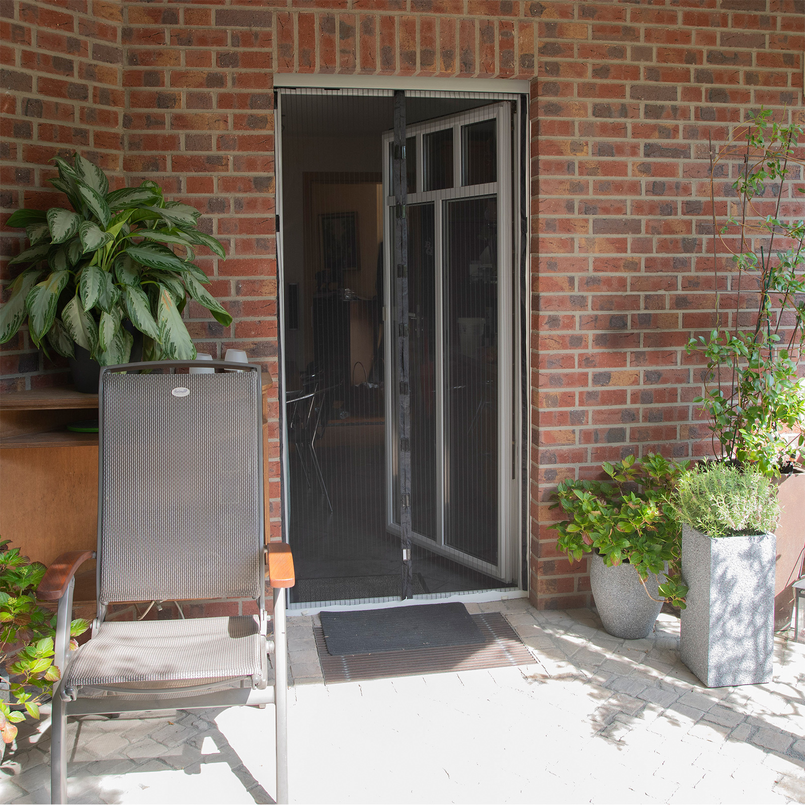 Fliegengitter an der Terrassentür