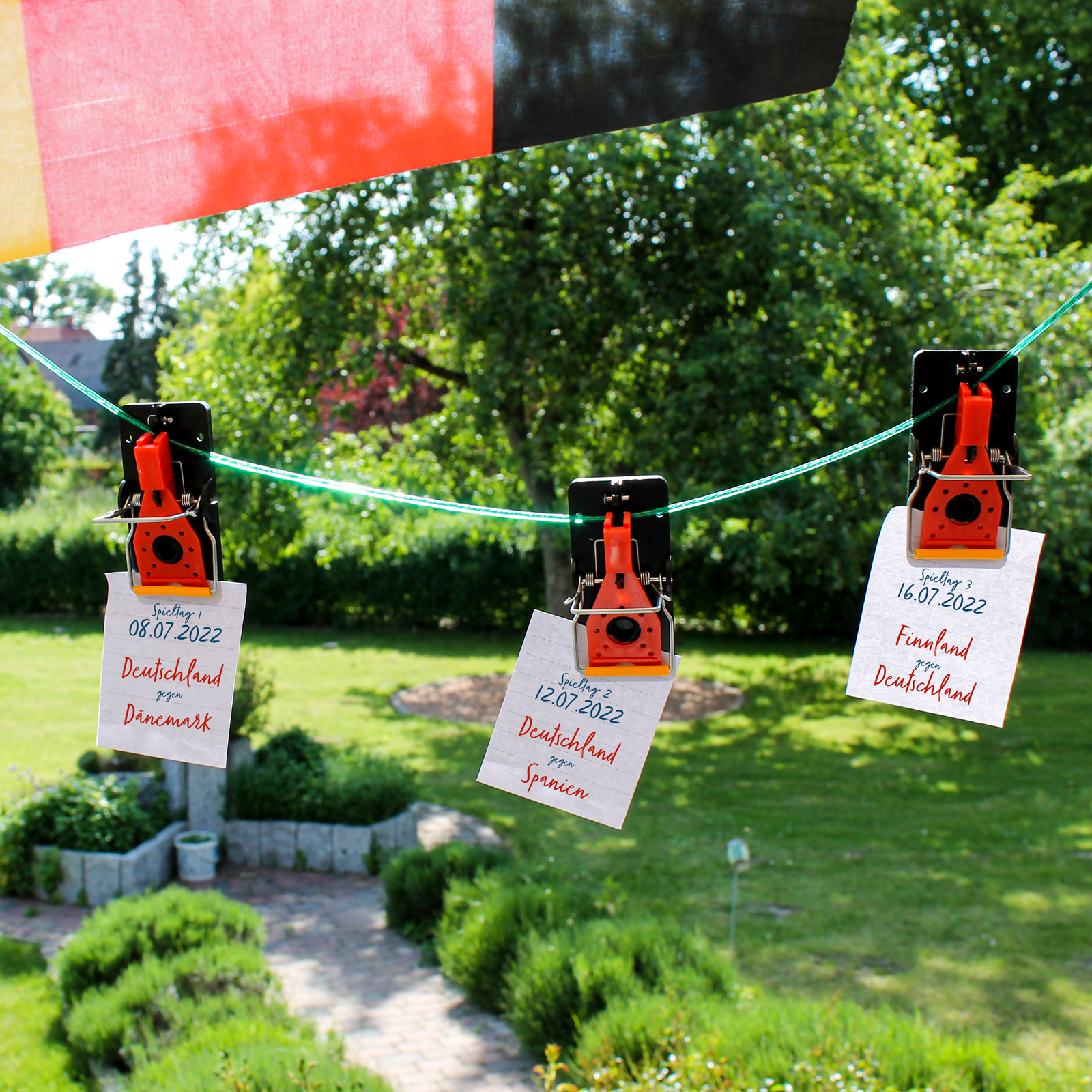 Notiert euch die Spieltage und hängt sie auf.