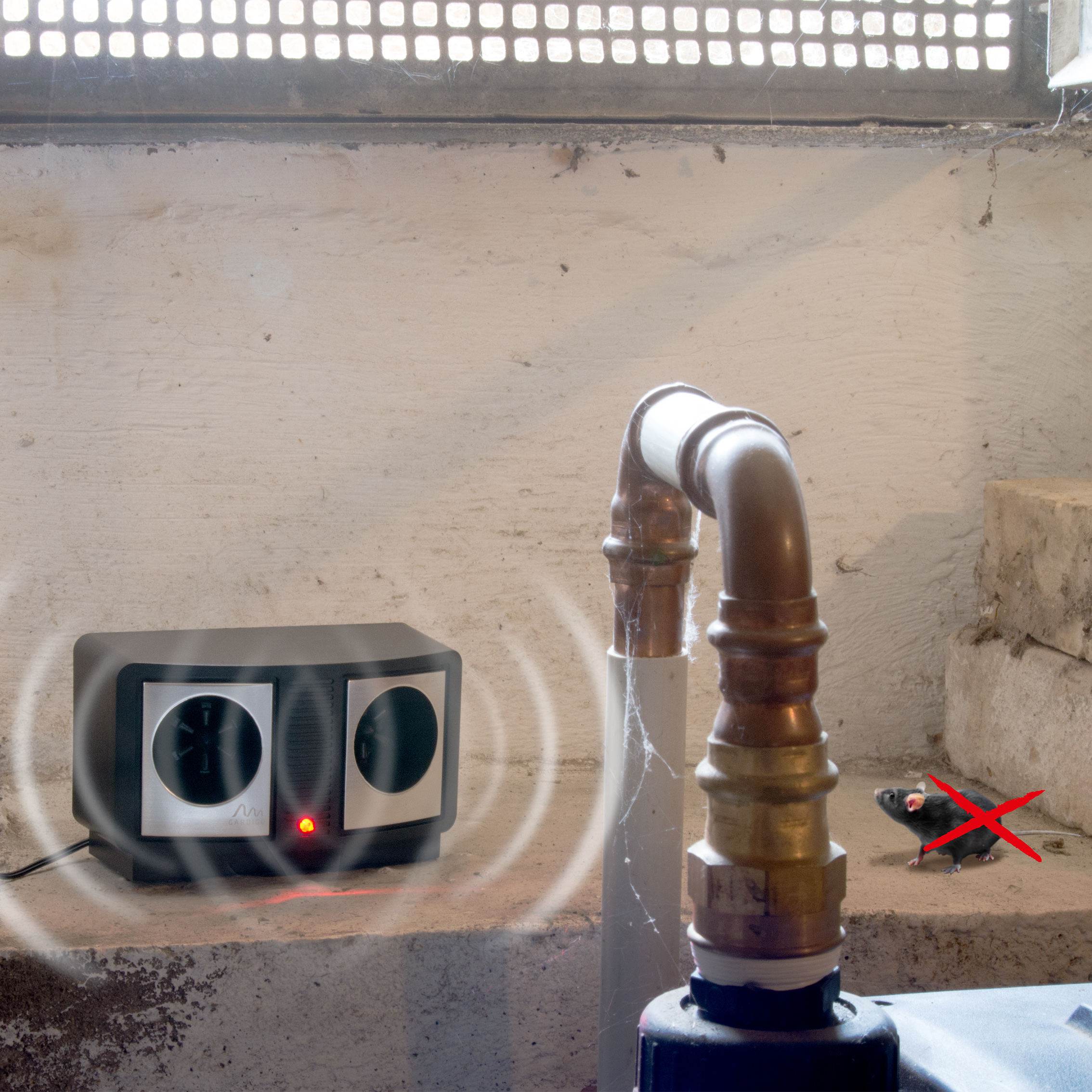 Das Ultraschallgerät vertreibt die Mäuse aus Kellern und Garagen ohne sie zu töten.